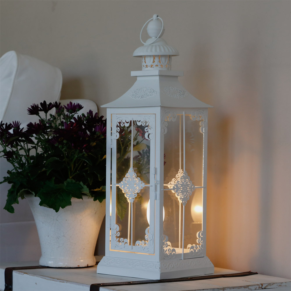 Tischlampe CHALET weiß Laterne mit Beleuchtung Metalllaterne beleuchtet